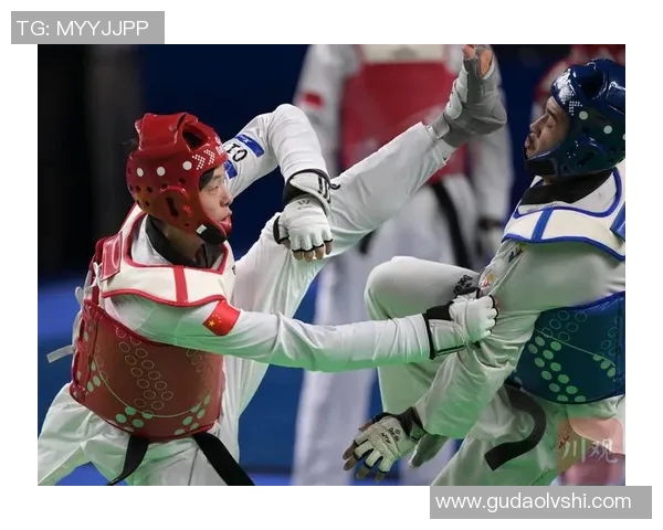 中国跆拳道世锦赛夺金,教练组泪洒赛场